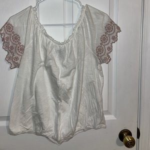 White- off shoulder shirt- American Eagle- XL
